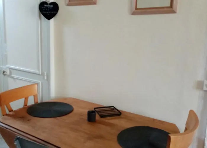 Maison En Plein Coeur De A * منتوريلون